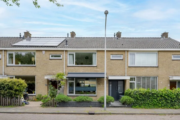 Callenburghplantsoen 8 Voorschoten