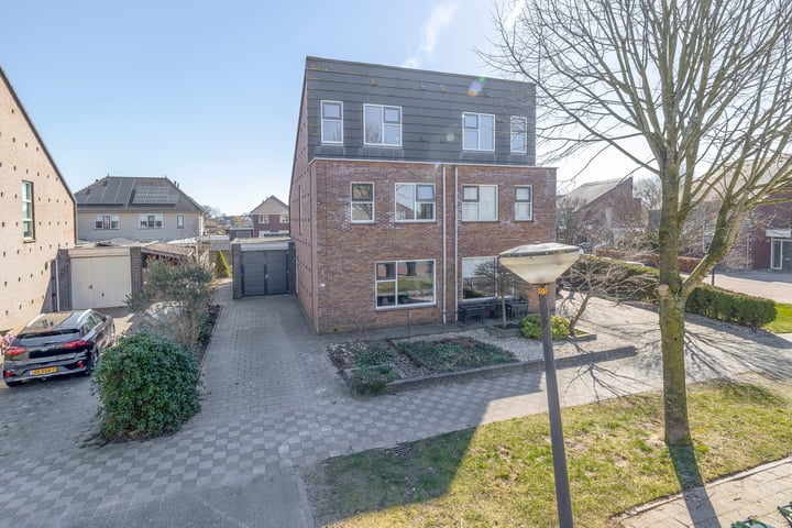 Photo of property Carbeel 24, Lemmer