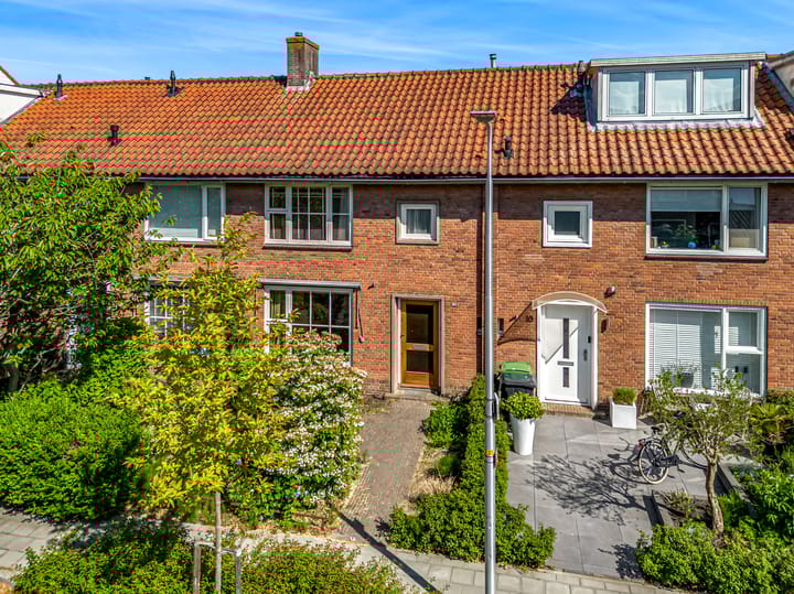 Carel Fabritiuslaan 12 in Amstelveen foto