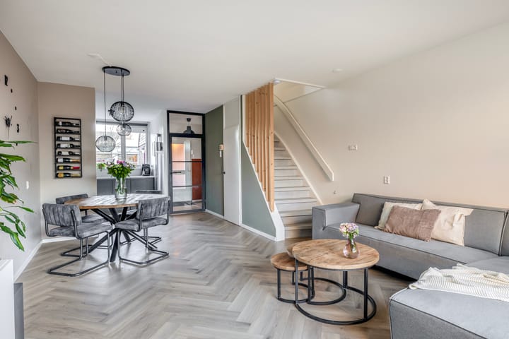 Carmenschouw 11 in Zoetermeer