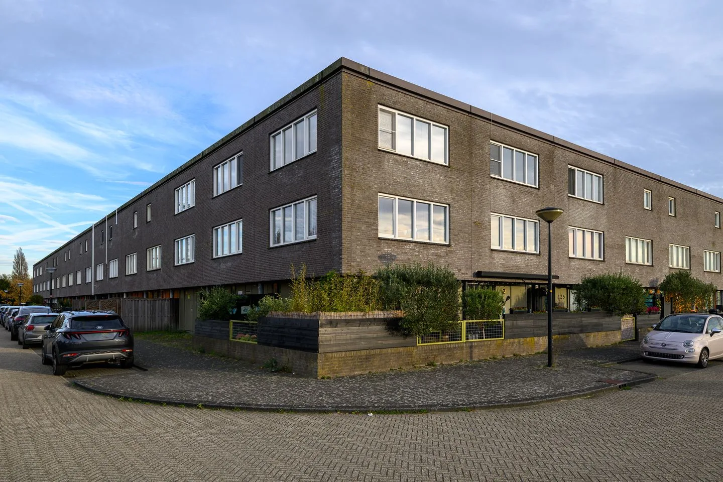 Carry van Bruggenhof 123 Den Haag thumbnail 5