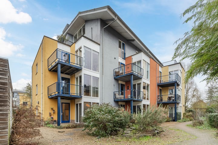 Carry van Bruggenhof 16 in Culemborg photo