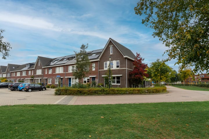 Castiliëstraat 105 in Lent