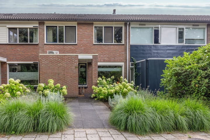 Cato Elderinklaan 36 in Oldenzaal photo