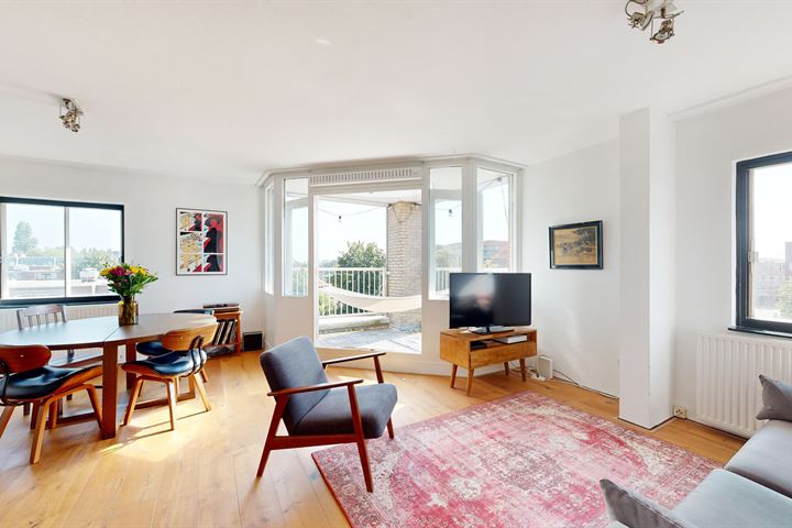 Celebesstraat 110N dans Amsterdam photo