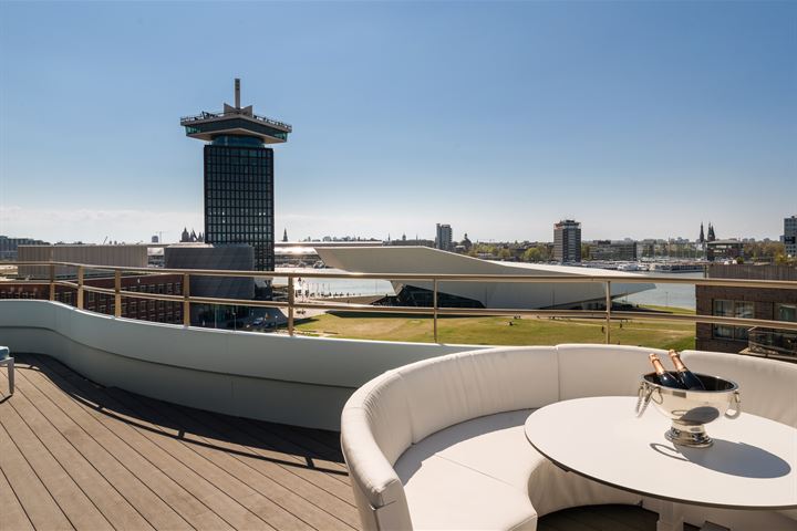 Céramiquelaan 211 in Amsterdam foto