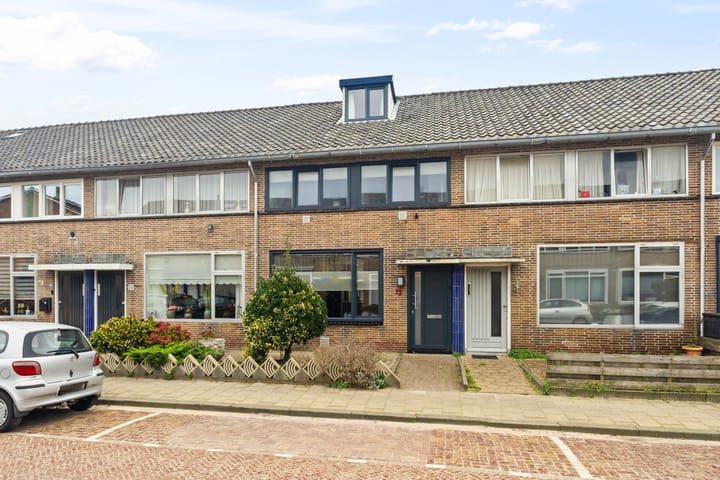 Ceramstraat 72 in Den Helder Foto