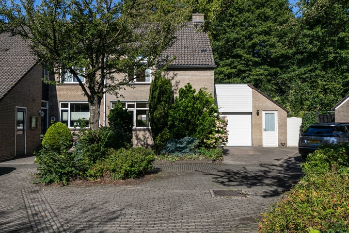 Chabothof 8 in Nijkerk foto