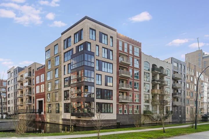 Charley Tooropgracht 153 in Diemen photo