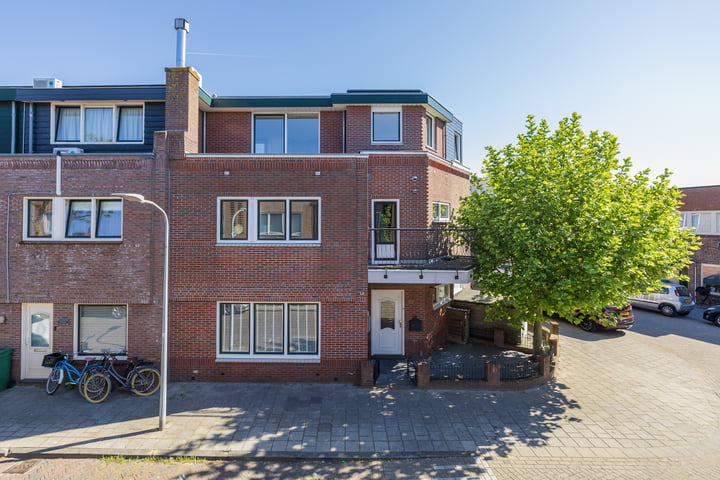 Cheribonstraat 37 in Haarlem foto