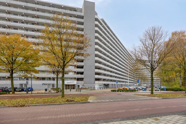 Chopinplein 120 in Schiedam foto
