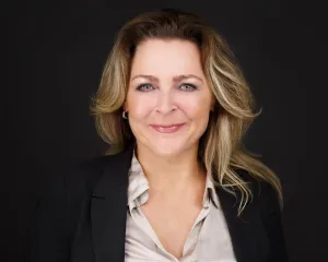 Photo of Cindy Hoogland