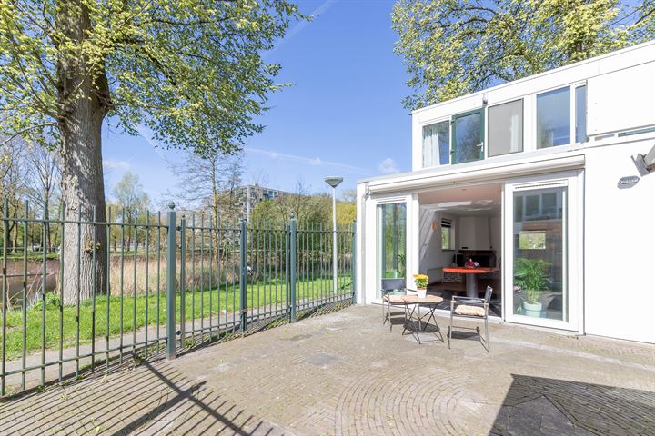 Cissy van Marxveldtstraat 17 in Amsterdam photo