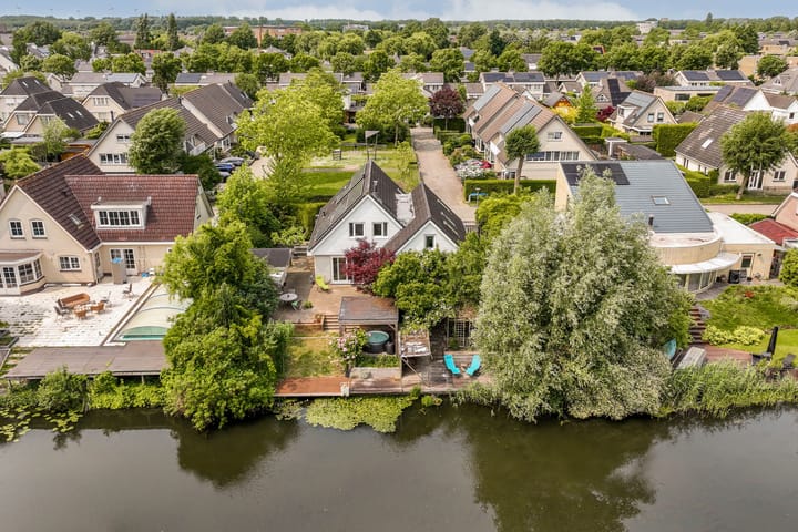 Cissy van Marxveldtstraat 39 in Almere Foto