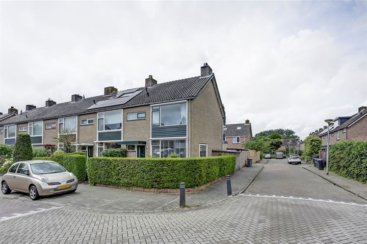 Claes Heynensoenlaan 19 in Kortenhoef foto