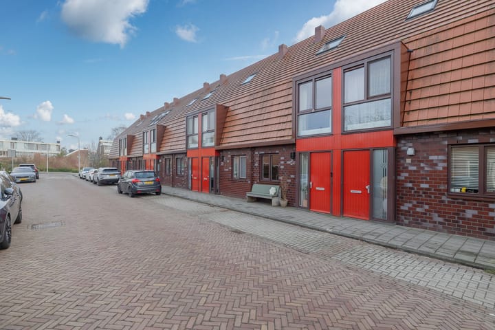 Photo of property Claes van Kietenstraat 24, Spaarndam