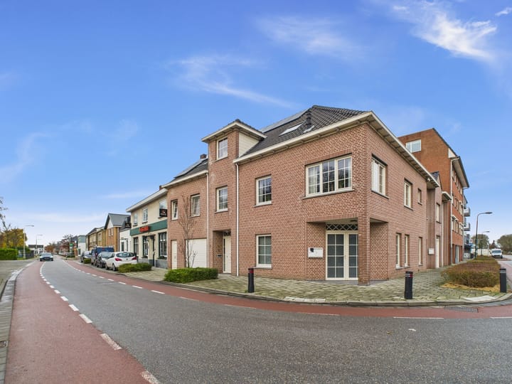 Photo of property Cloosterstraat 1, Kloosterzande