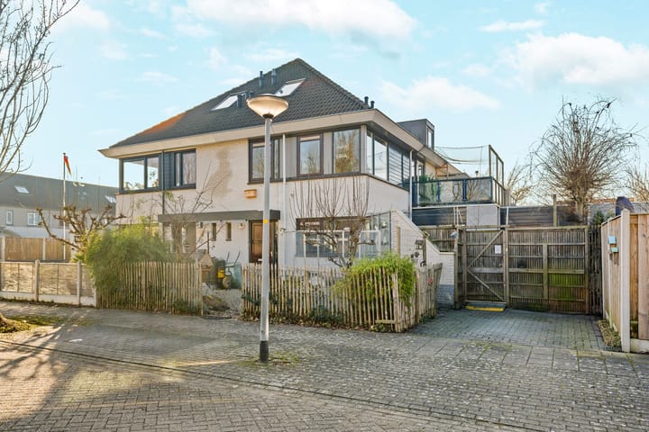 Coendersborgstraat 27 in Almere
