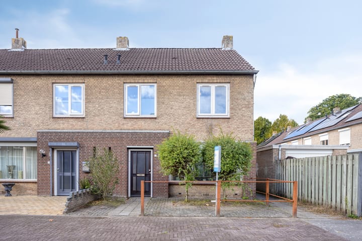 Colijnstraat 1 in Oss Foto