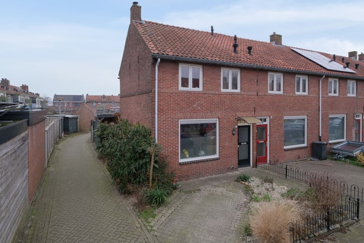 Constantijn Huygensstraat 33 en Almelo foto