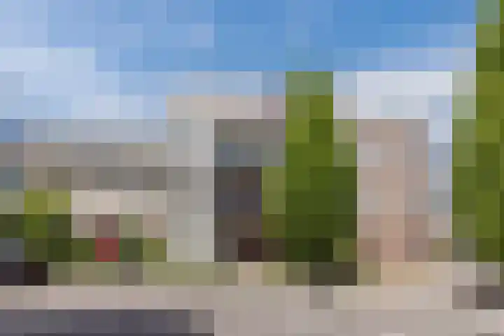 Cor van Osnabruggelaan 19 in Voorschoten