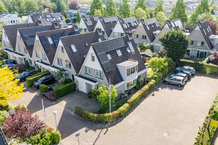 Cor van Osnabruggelaan 68 Voorschoten foto 2