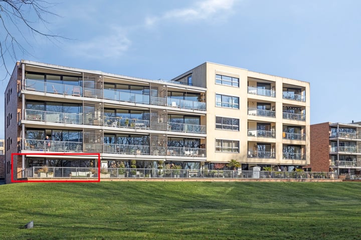 Cor Vlotlaan 21 in Utrecht photo