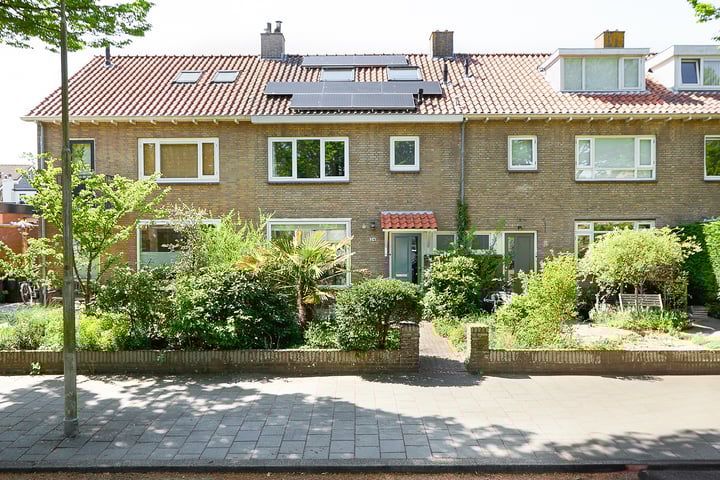 Corantijnstraat 24 in Santpoort-Noord Foto