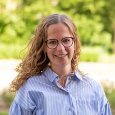 Photo of Corina van der Veer