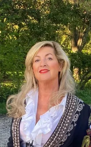 Photo of Corinne Bos