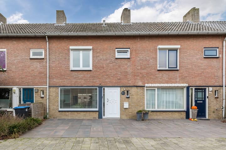 Photo of property Cornelis Bloemaertstraat 70, Eindhoven