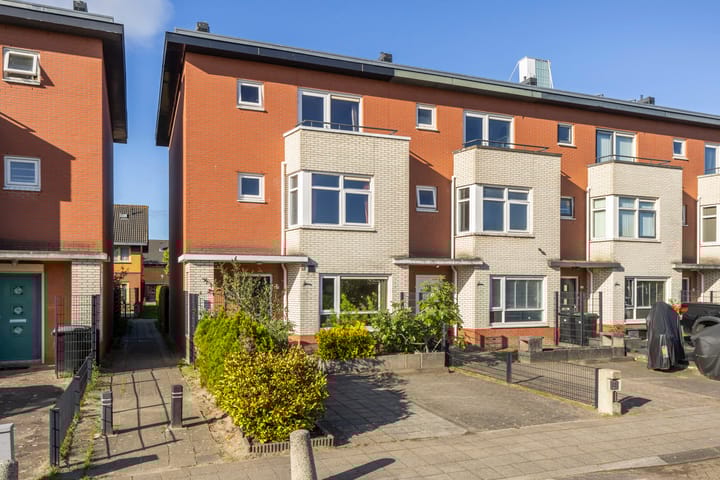 Cornelis Matelieffstraat 12 in Almere foto