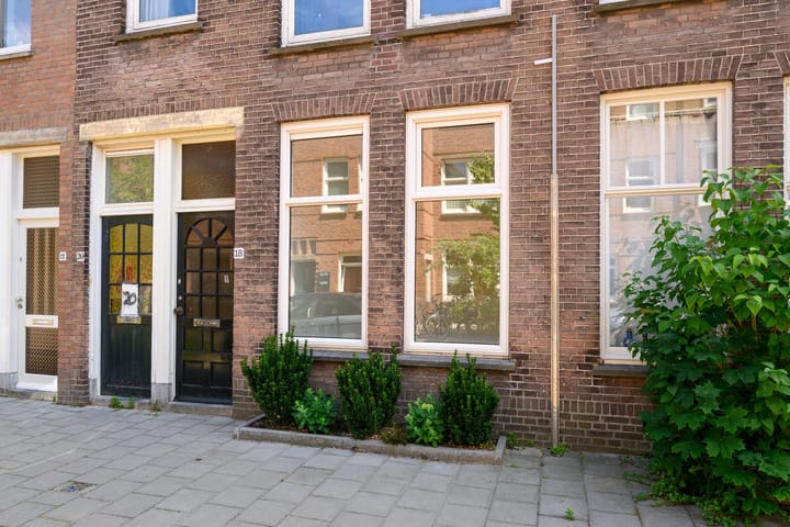 Cornelis Trompstraat 18 in Delft foto