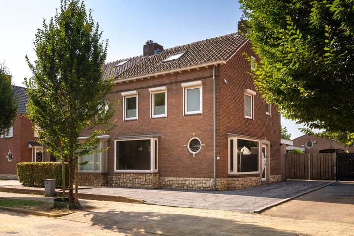 Cornelisstraat 7 en Geleen foto