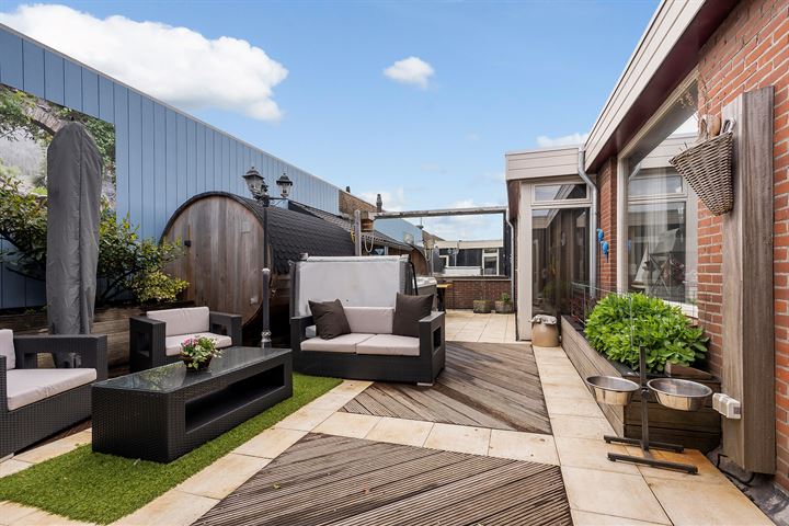 Cornwallstraat 21 dans IJmuiden photo