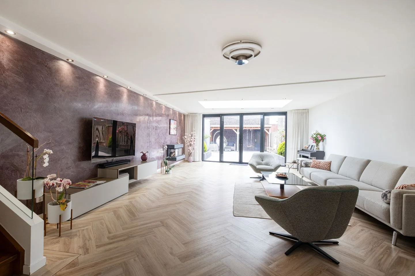 Corona 9 Heerhugowaard thumbnail 5