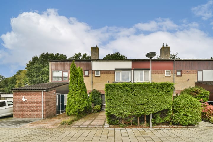 Coronaplein 16 in Spijkenisse Foto