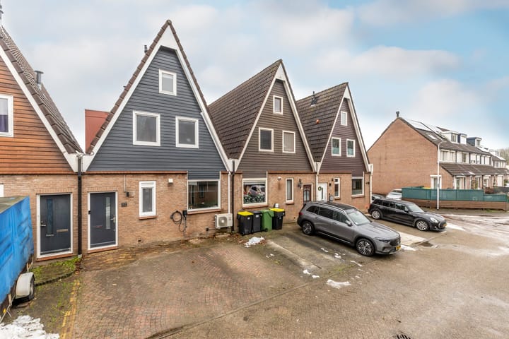 Crocuserf 42 in 's-Gravendeel