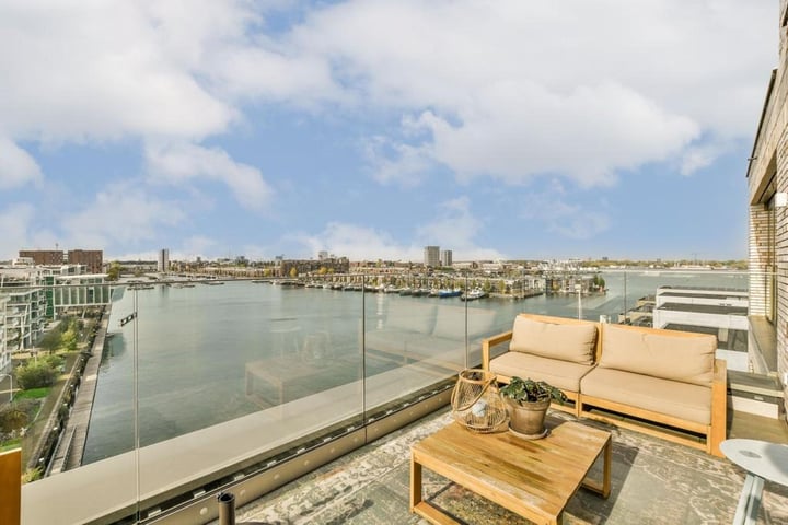 Cruquiusweg 103L in Amsterdam foto