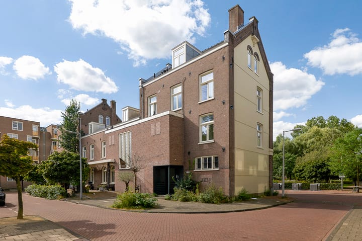 Czaar Peterstraat 23A in Amsterdam