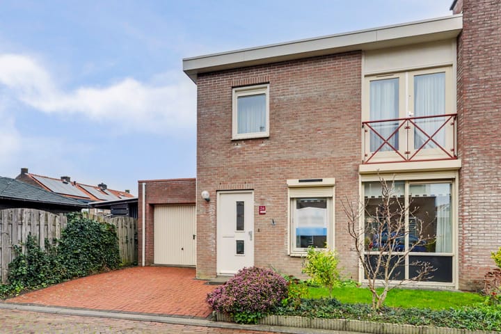 Photo of property D A Poldermansstraat 24, 's-Gravenpolder