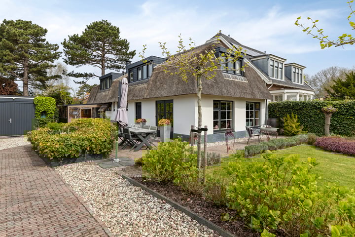 D v Voornelaan 1 en Rockanje foto