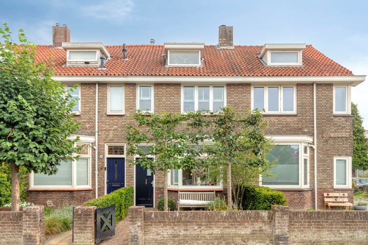 Daendelsstraat 18 en Tilburg foto