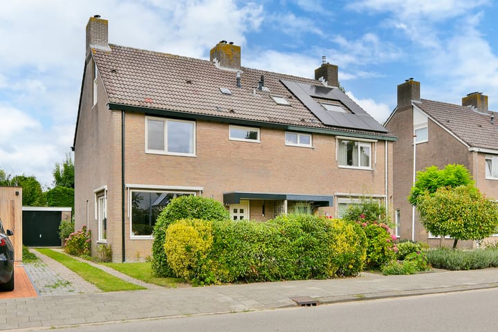 Dageraadweg 10 in Vijfhuizen Foto