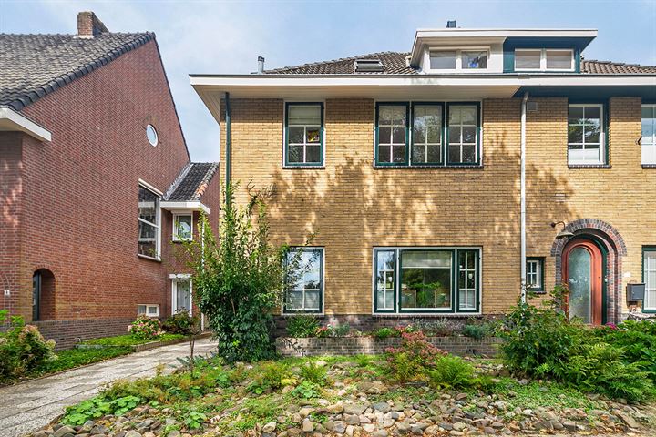 Dahliastraat 13 en Geleen foto