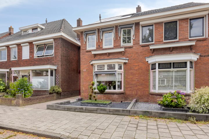 Dahliastraat 48 in Enschede foto