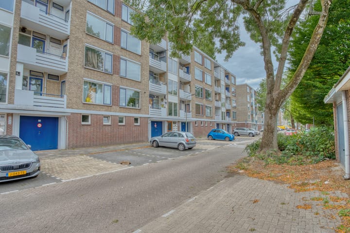 Dahliastraat 60 en Zwijndrecht foto