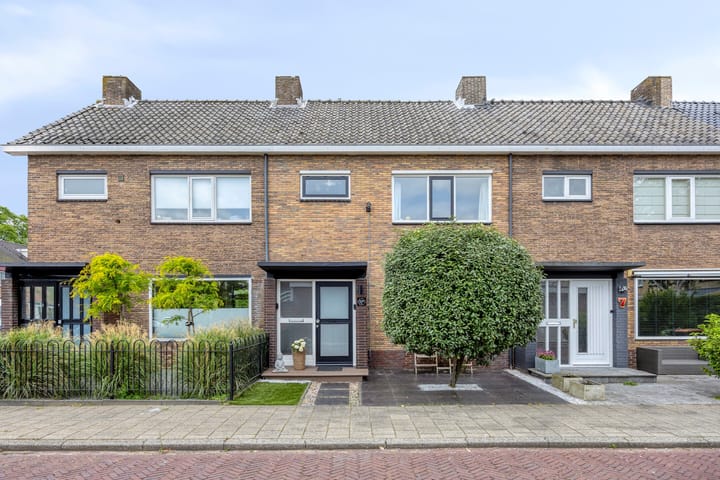 Daltonstraat 5 in Heemskerk Foto