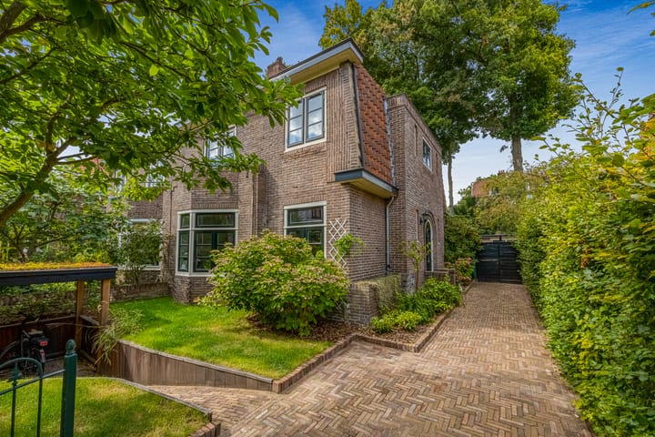 Dalweg 5 in Hilversum Foto