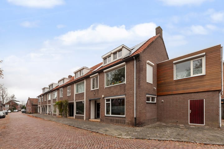 Damstraat 4 in Hardinxveld-Giessendam Foto